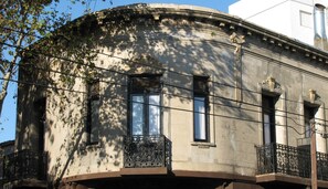 Front of property - 06 Soho Suites Bed & Breakfast (Buenos Aires)