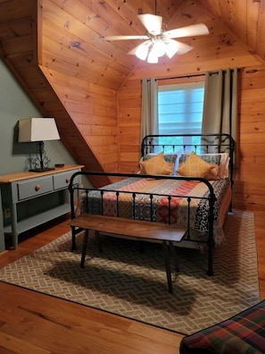 2 habitaciones, tabla de planchar con plancha y cuna de viaje