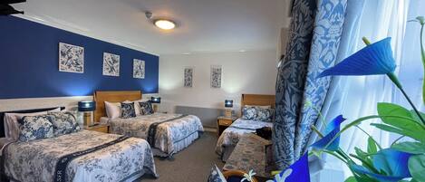 Chambre familiale | AccĂšs au Wi-Fi (inclus)