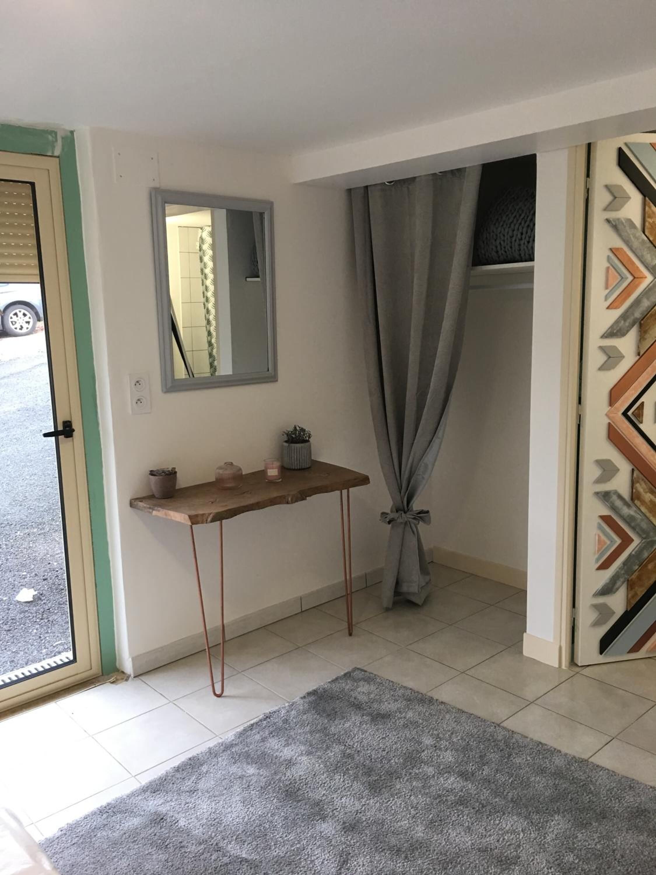 デラックス ルーム | 高級寝具、客室ごとに異なる装飾、デスク、ノートパソコン用作業スペース