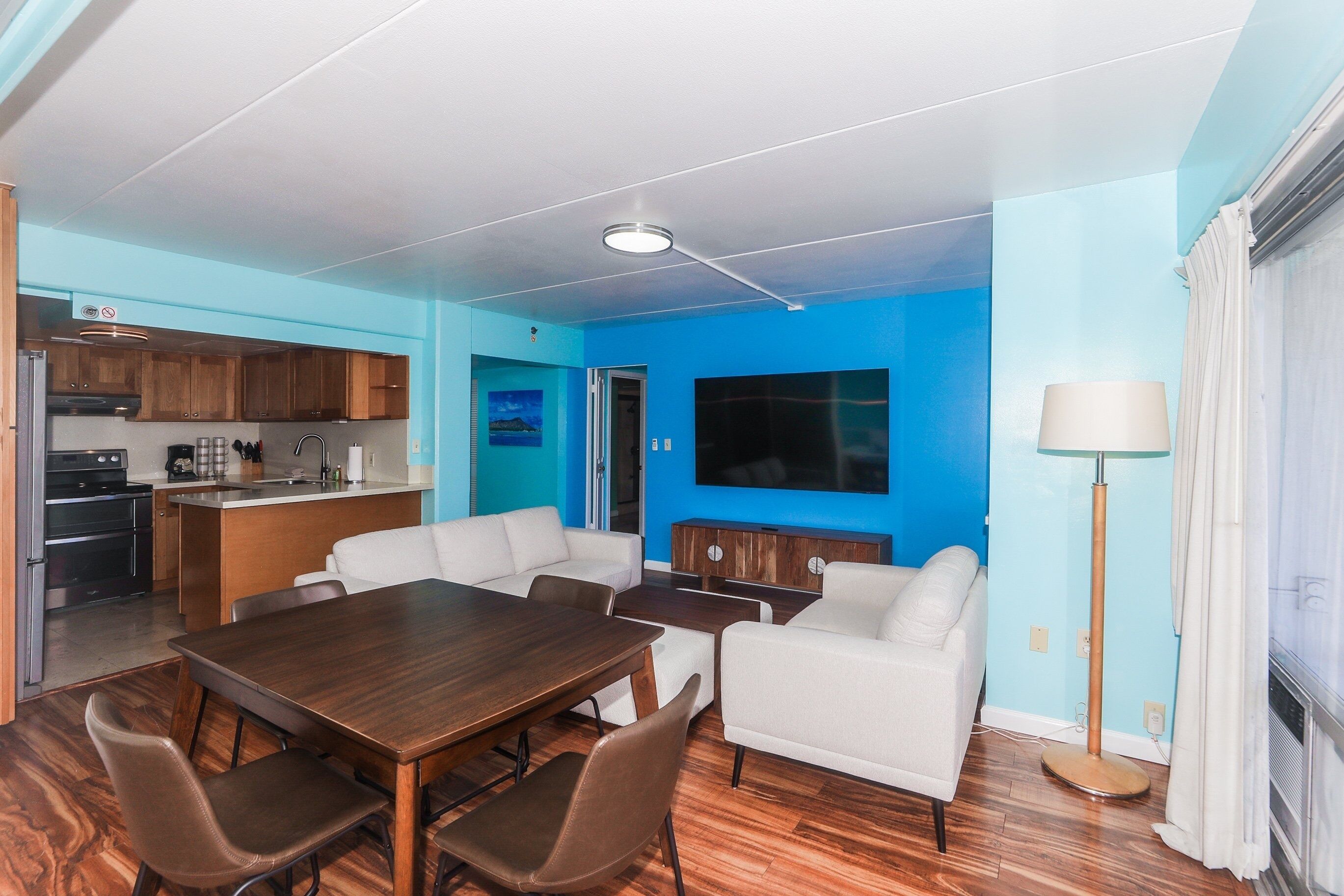 Huoneisto, 2 makuuhuonetta | Oleskelualue | Televisio