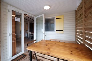 Trailer, 2 quartos, terraço | Terraço/pátio