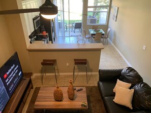 TV, Netflix, streaming services - Next door to Disney and Walmart!!!  (Kissimmee)