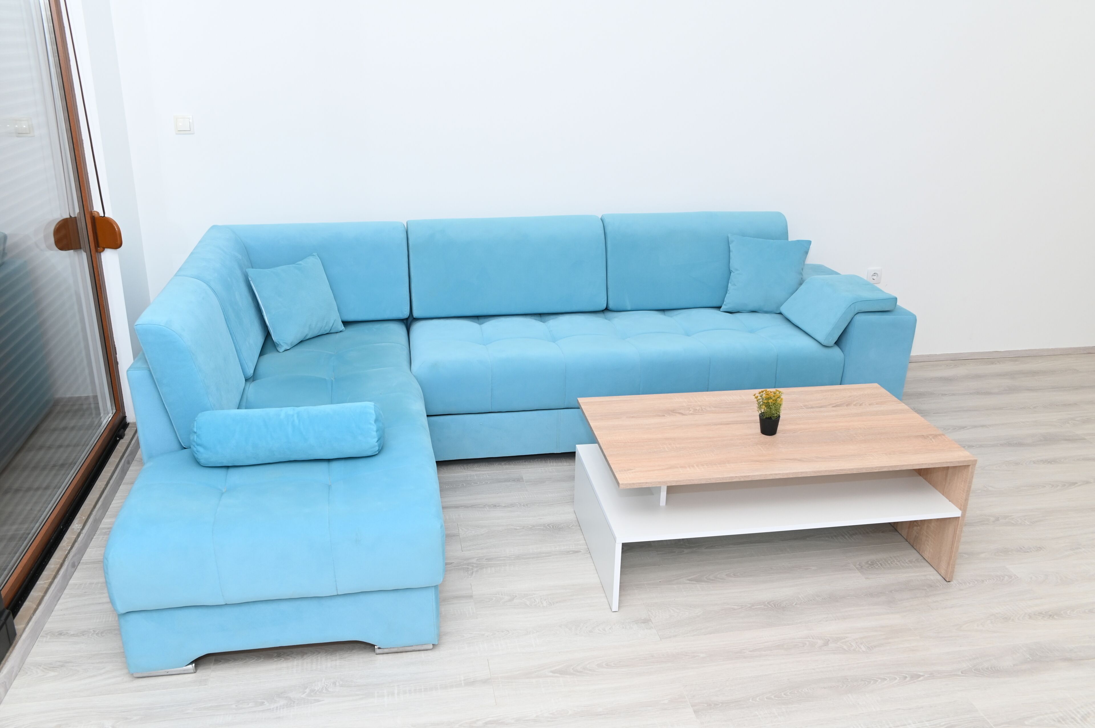 Smart TV, video games, table tennis