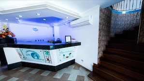 Reception - Hotel Najjez (Villavicencio)