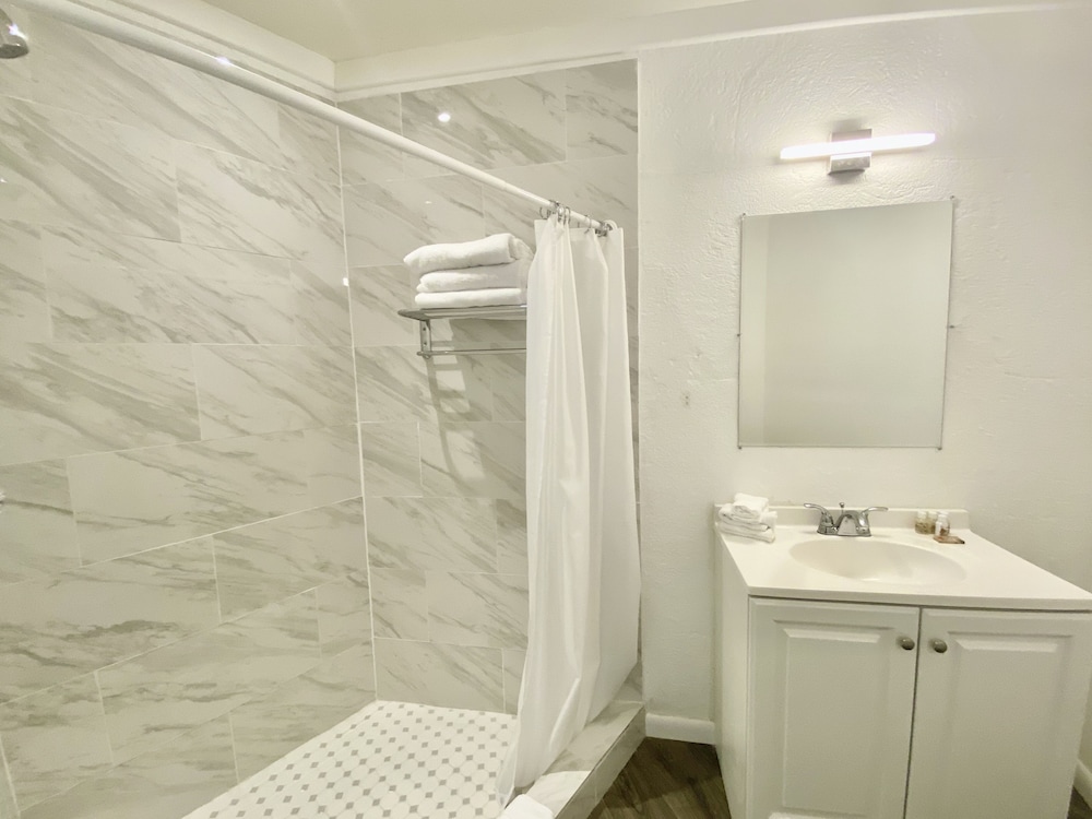 The Sunset Cove And Rainbow Room by null