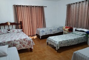 Family Room | Blackout drapes, iron/ironing board, free WiFi, bed sheets