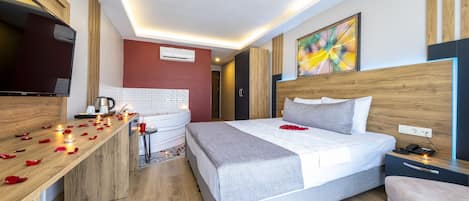 Chambre Double Deluxe, 1 lit double, vue ville