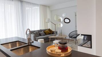 Apartment, 1 Queen Bed with Sofa bed, Non Smoking (1 Bedroom) | 1 bedroom, desk, laptop workspace, free WiFi