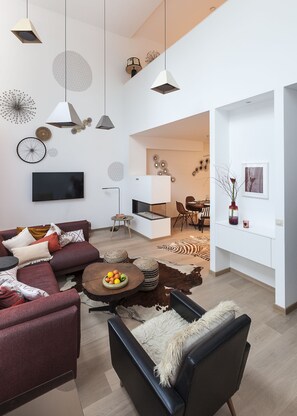 Apartamento, 3 quartos | 4 quartos, espaço de trabalho para notebook