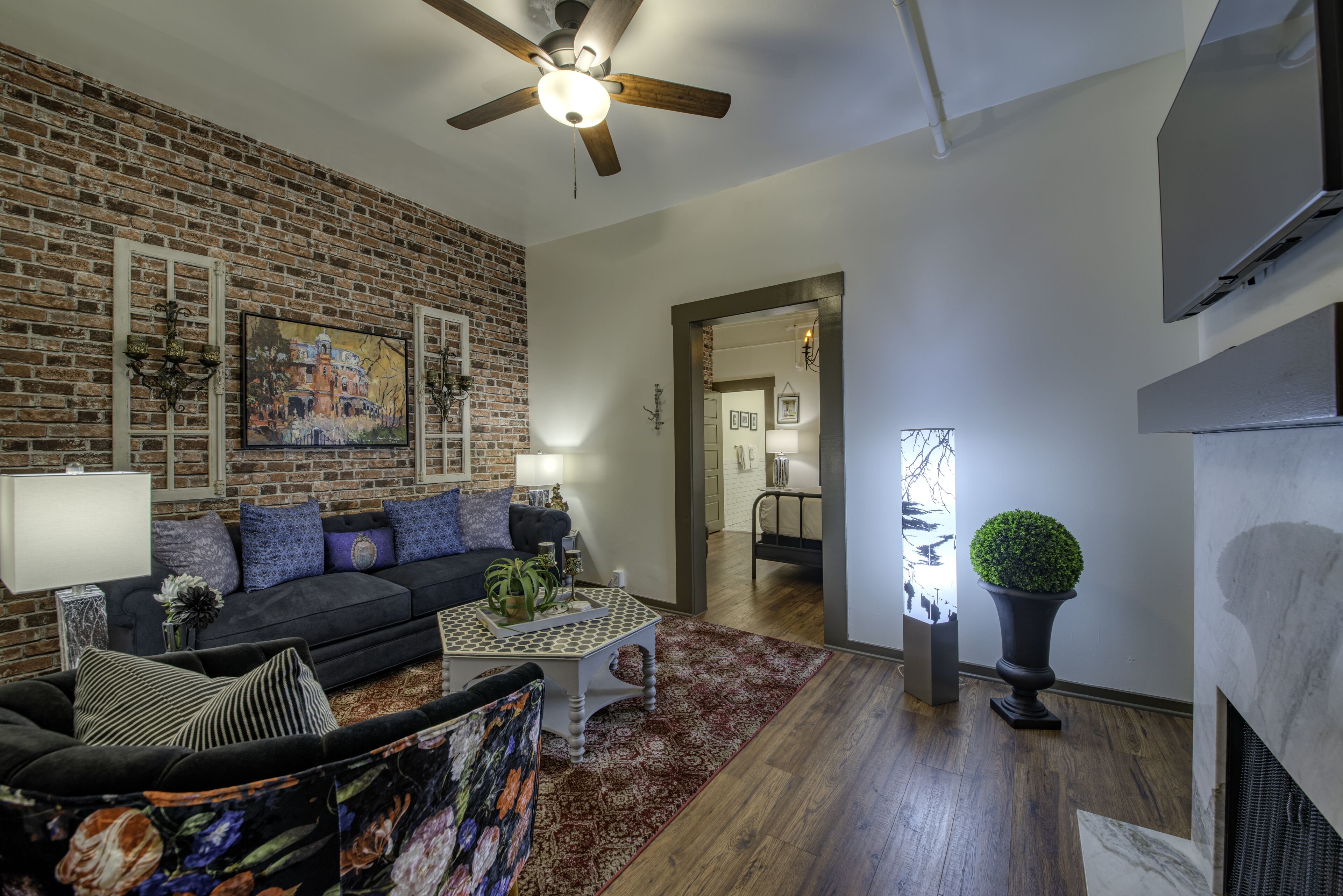 Standard Studio Suite, Private Bathroom (Spooks, Ghosts and Goblins) | Living area