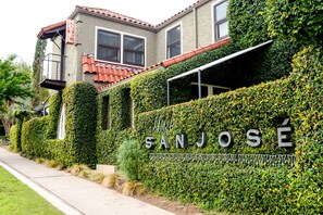 Front of property - Hotel San Jose (Austin)