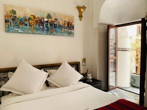 Deluxe Room, 1 Queen Bed, Ensuite (01 BAB AGHNAOU  ) | Premium bedding, pillowtop beds, minibar, in-room safe - Palais Aix Kabaj & Spa (Marrakech)