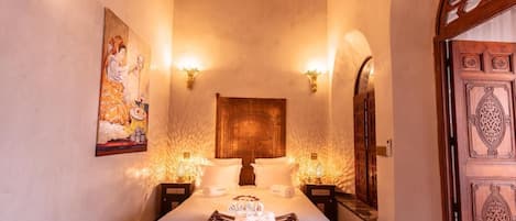 Junior Double Room, Ensuite (07 BAB EL KHMIS) | 1 bedroom, premium bedding, pillowtop beds, minibar