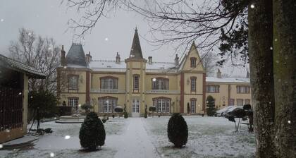 Homerez - House in Saint-Martin-des-Entrées