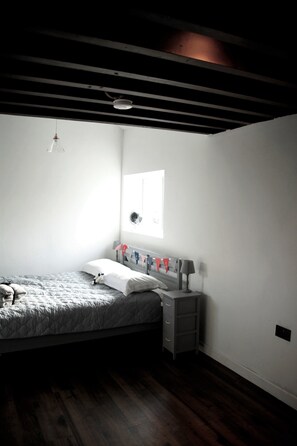 Casa de campo superior | 1 habitación, decoración personalizada y muebles diferentes 