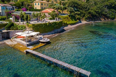 Le Grotte Villa