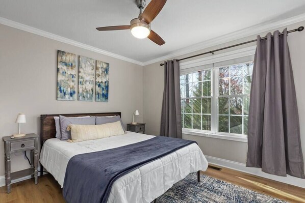 4 bedrooms, iron/ironing board, travel cot, WiFi