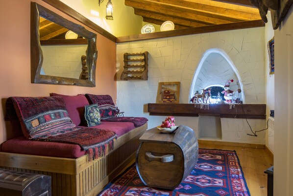 المنشأة من الداخل