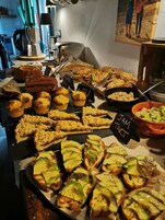 Colazione a buffet inclusa, servita tutte le mattine 