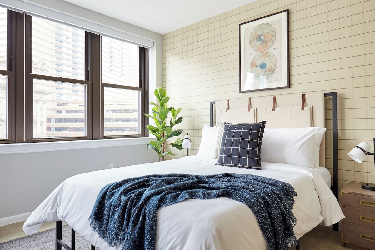 1 chambre, décoration personnalisée, ameublement personnalisé