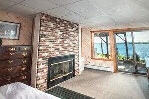 5 habitaciones, escritorio, tabla de planchar con plancha y wifi 