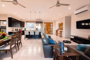 Smart TV, offices