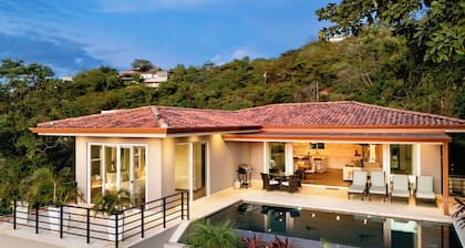 Casa Natura - Exquisite 3 Bedroom Ocean View Home