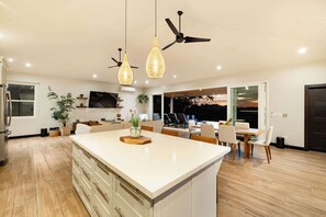 Dining - Casa Natura - Exquisite 3 Bedroom Ocean View Home (Santa Cruz)