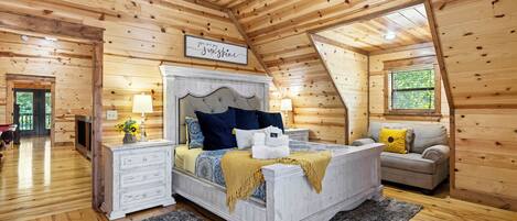 4 bedrooms, WiFi, bed sheets