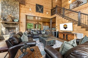 Fernseher, Kamin, Videospiele