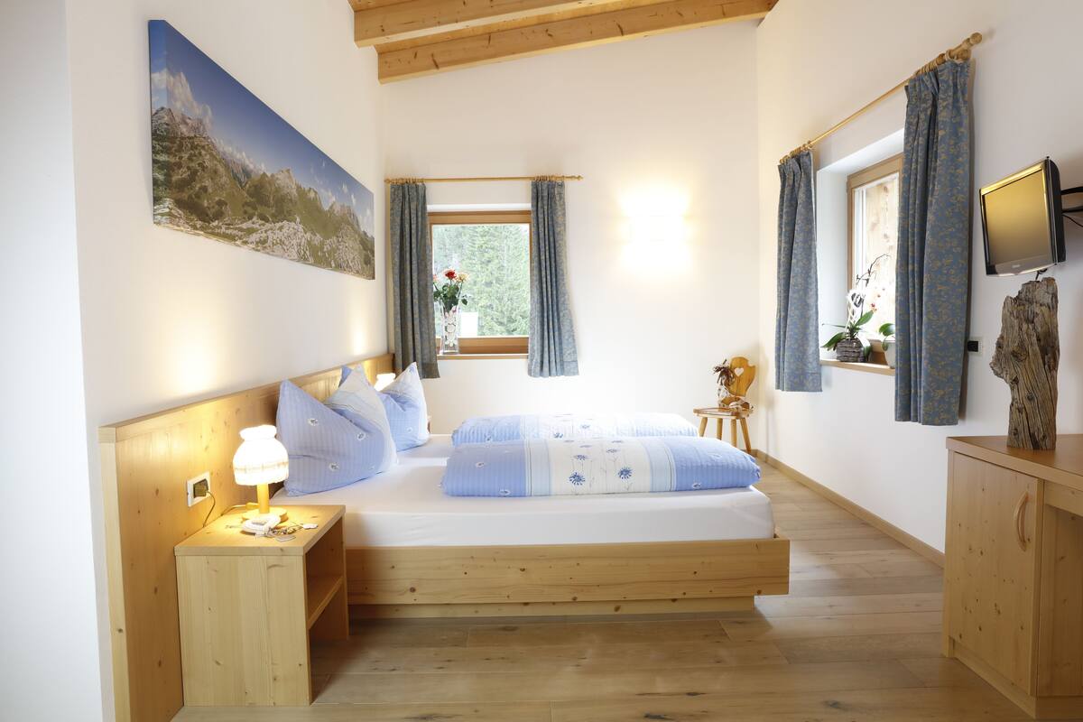 Standard Double Room | Soundproofing, WiFi (surcharge), bed sheets
