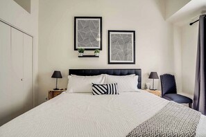 2 bedrooms, iron/ironing board, Internet, bed sheets