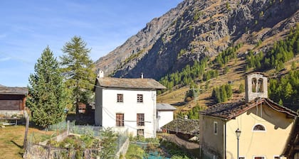 Nice home in Valsavarenche