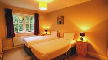 3 habitaciones, wifi gratis y ropa de cama