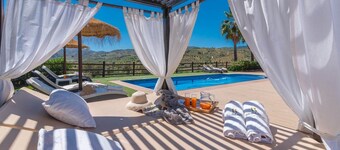 Cortijo Rueda Campos Tolox by Ruralidays