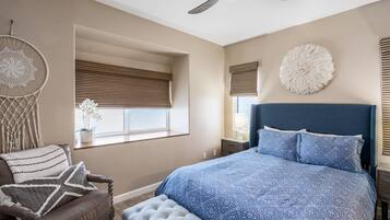 3 bedrooms, iron/ironing board, travel cot, free WiFi