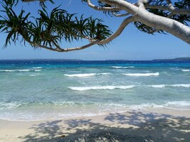 Playa privada, arena blanca, snorkel, kayak