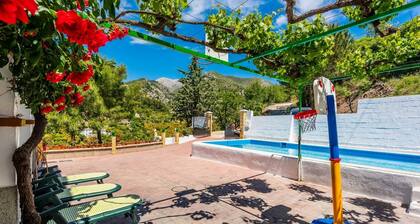 Casa Victoria Alozaina by Ruralidays