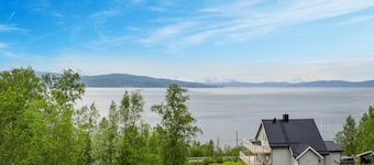 Cozy home in Ballangen with WiFi