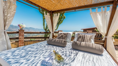 Villa Pinto Torrox by Ruralidays