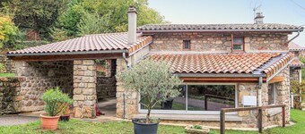 1 bedroom gorgeous home in Thueyts