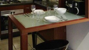 Apartamento básico | Sala de estar