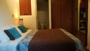 In-room safe, iron/ironing board, free WiFi