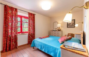 2 chambres, lit parapluie, Wi-Fi gratuit, draps fournis