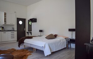 Free WiFi, bed sheets - Cozy apartment in Lagan with WiFi (Lagan)