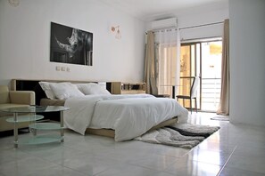 Family Duplex | Individually decorated, individually furnished, blackout drapes - Residence Lolya (Abidjan)