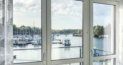 Amazing apartment in Rechlin