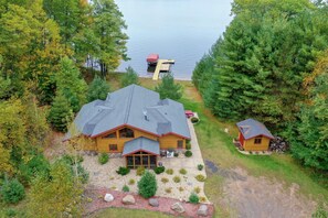 Exterior - Breezy Bay Beach On Round Lake (Hayward)