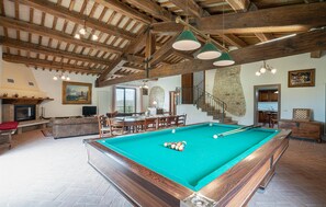 Games room - Amazing home in Apecchio (PU) (Apecchio (PU))